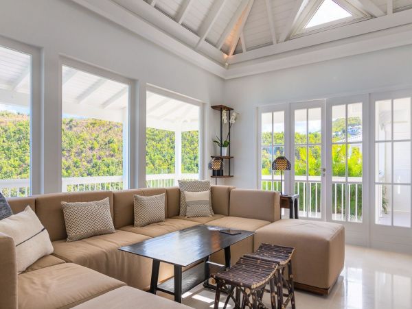 St. Barts Home 985708