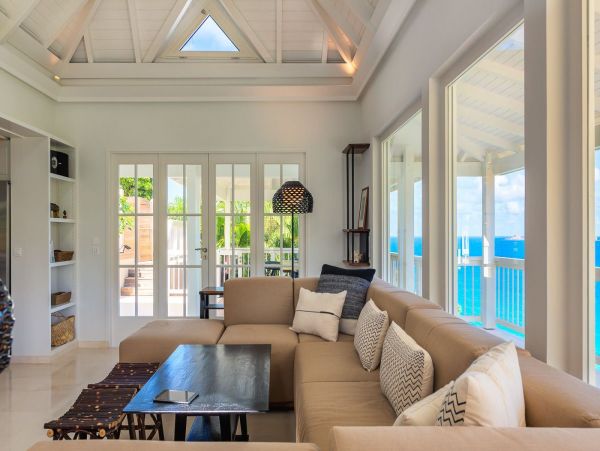 St. Barts Home 985708