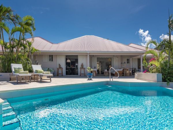 St. Barts Home 985710