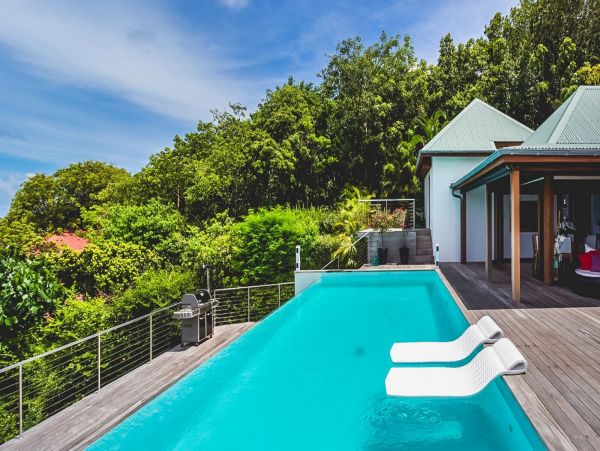 St. Barts Home 985711