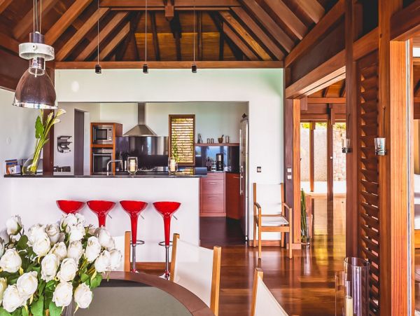 St. Barts Home 985711