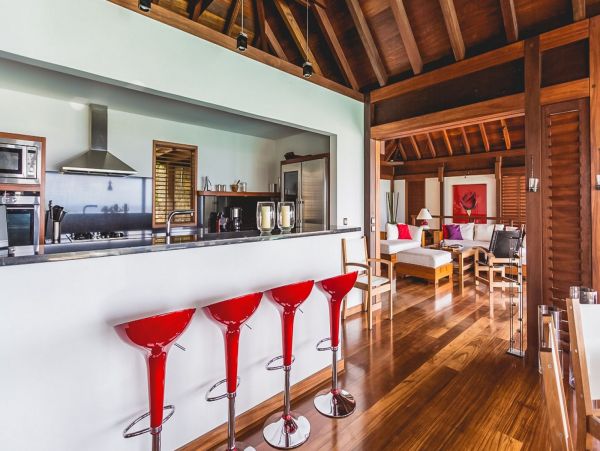 St. Barts Home 985711