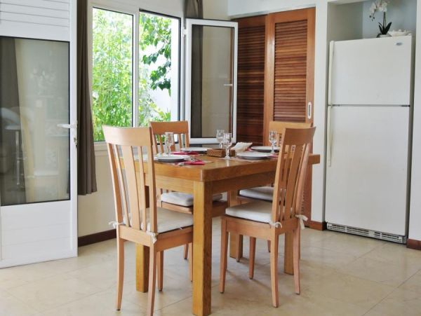 St. Barts Home 985712