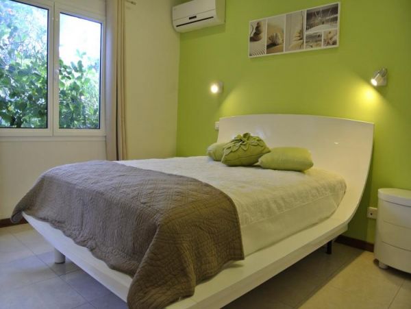 St. Barts Home 985712