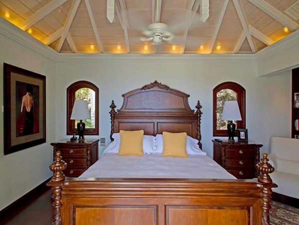 St. Barts Home 985713