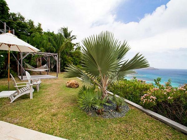 St. Barts Home 985713