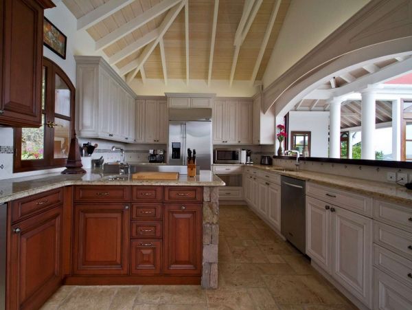 St. Barts Home 985713
