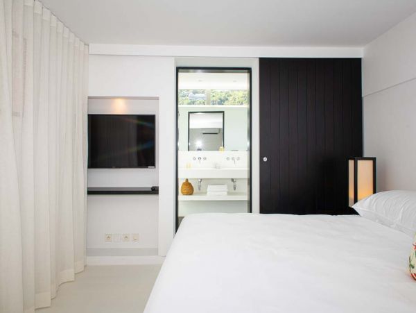 St. Barts Home 985717