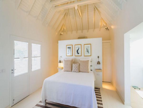 St. Barts Home 985718