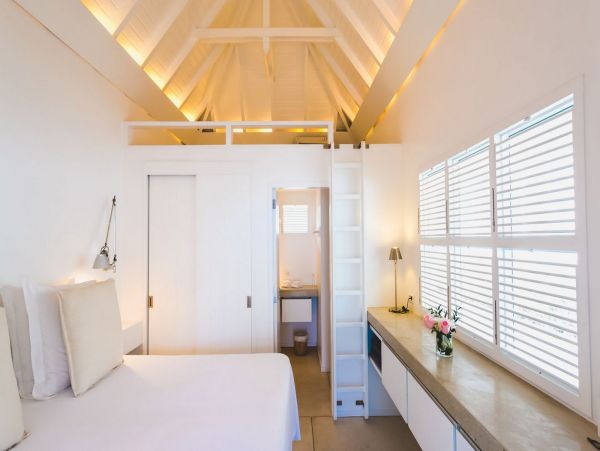 St. Barts Home 985718