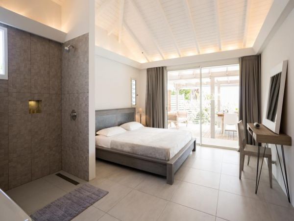 St. Barts Home 985719
