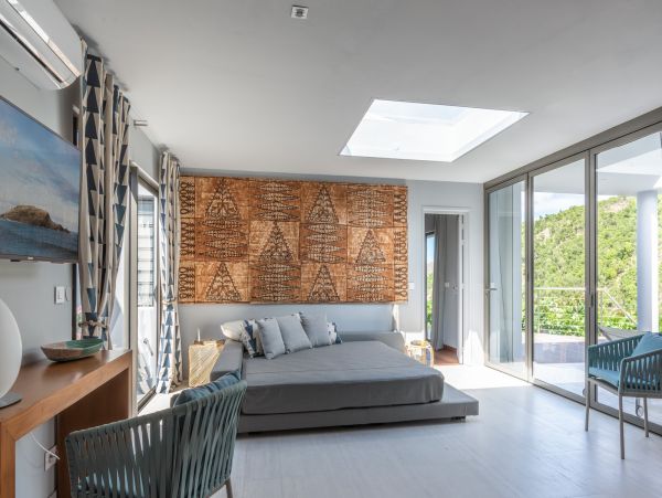 St. Barts Home 985721