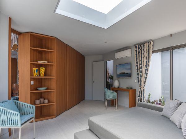 St. Barts Home 985721