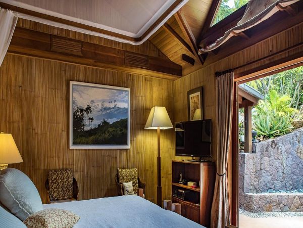 St. Barts Home 985723