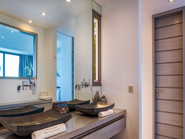 St. Barts Home 985726
