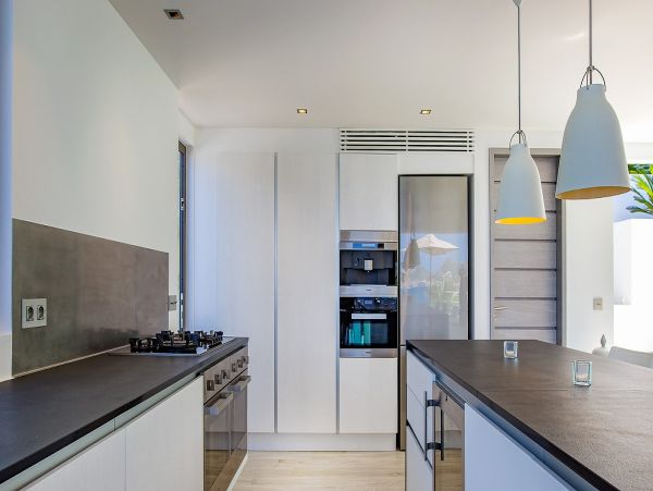 St. Barts Home 985726