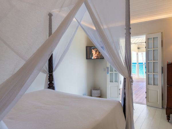 St. Barts Home 985728