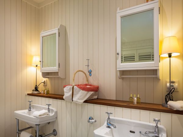 St. Barts Home 985728