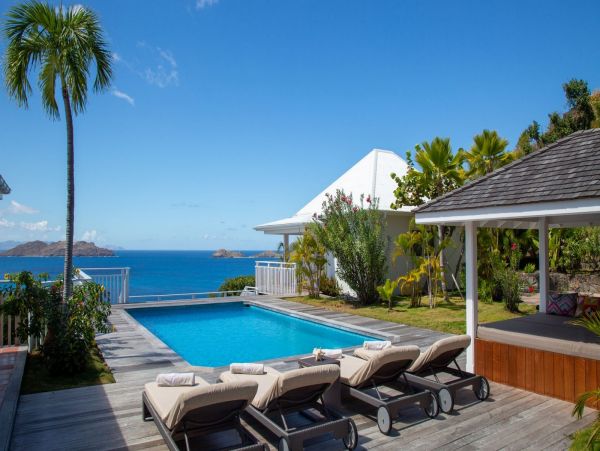 St. Barts Home 985733