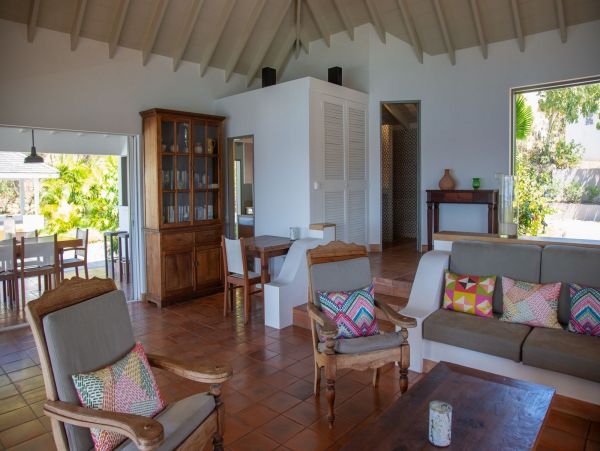 St. Barts Home 985733
