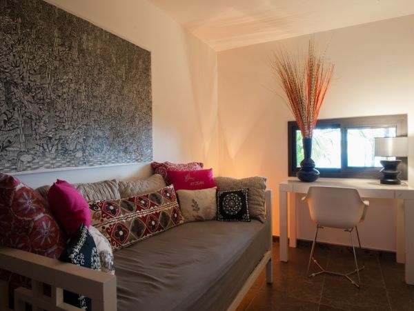 St. Barts Home 985734