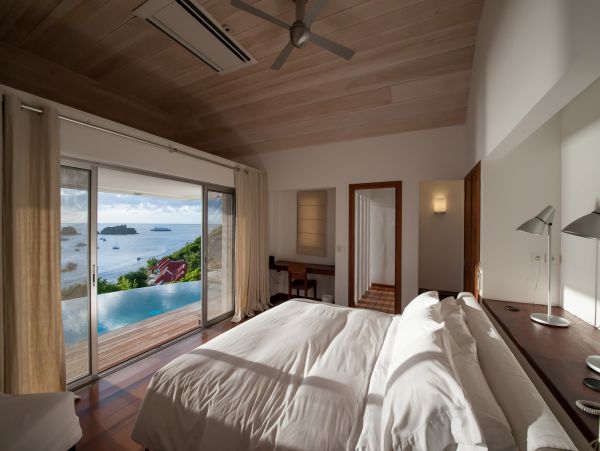 St. Barts Home 985738