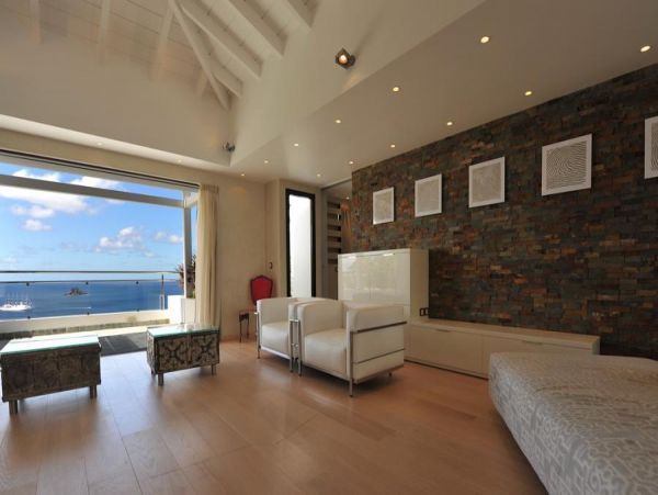 St. Barts Home 985740