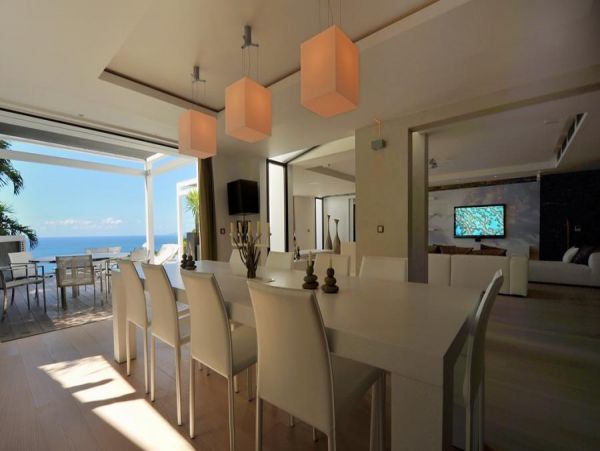 St. Barts Home 985740