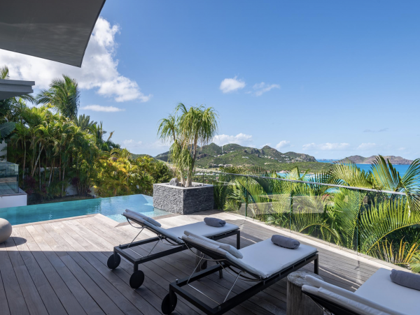 New Arrival Four Bedroom Luxury St. Barts. Stunning Villa with Pool