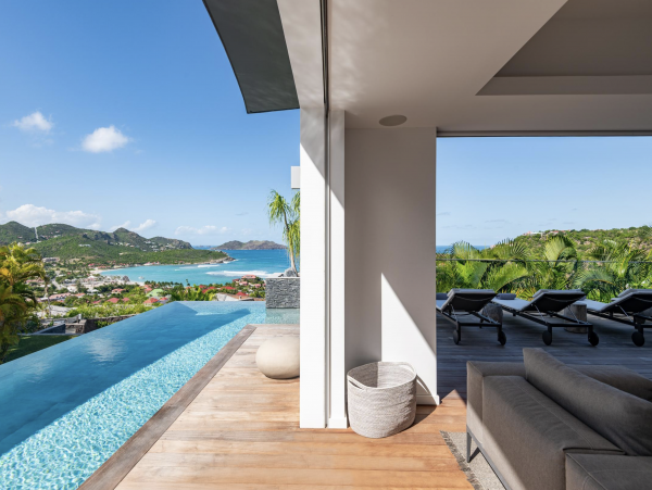 New Arrival Four Bedroom Luxury St. Barts. Stunning Villa with Pool