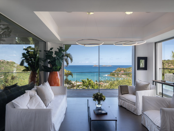 New Arrival Four Bedroom Luxury St. Barts. Stunning Villa with Pool