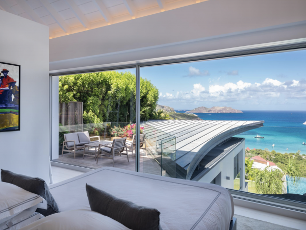 New Arrival Four Bedroom Luxury St. Barts. Stunning Villa with Pool
