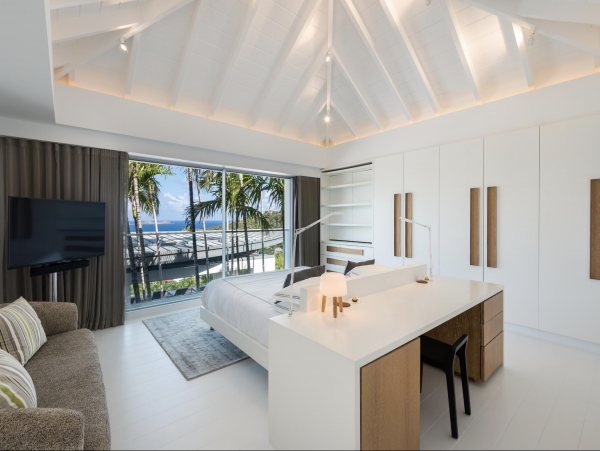New Arrival Four Bedroom Luxury St. Barts. Stunning Villa with Pool