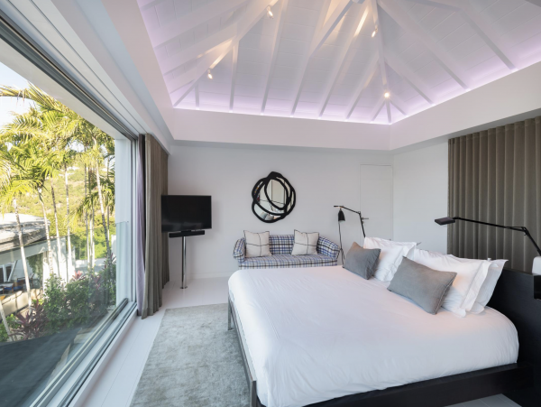 New Arrival Four Bedroom Luxury St. Barts. Stunning Villa with Pool