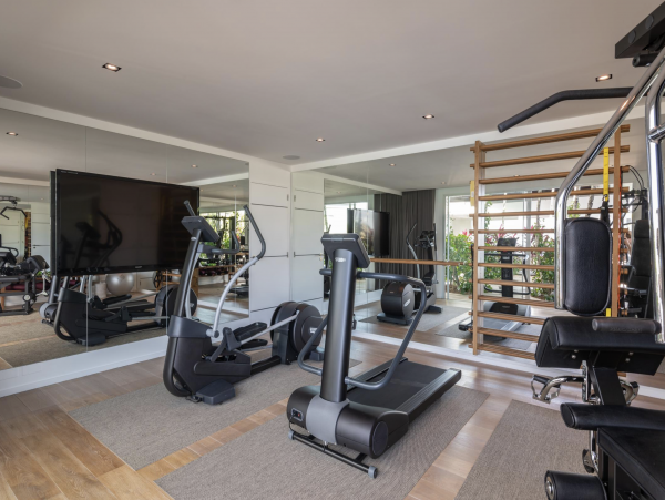 New Arrival Four Bedroom Luxury St. Barts. Stunning Villa with Pool