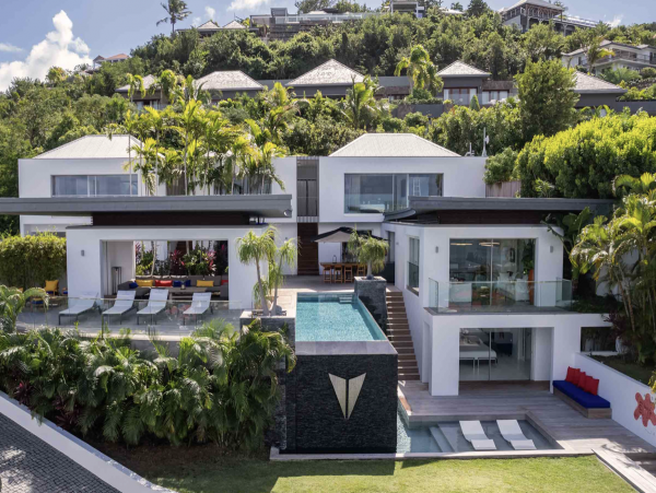 New Arrival Four Bedroom Luxury St. Barts. Stunning Villa with Pool
