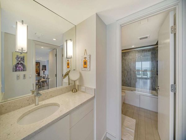 Longboat Key Beachfront Luxury Condo with Panoramic Views