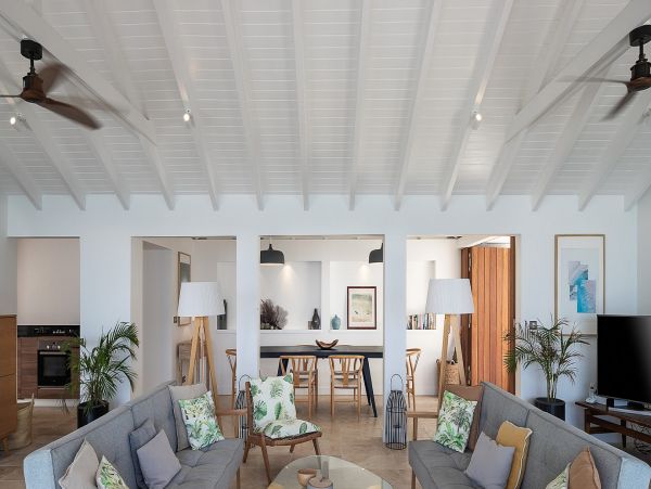 St. Barts Home 985744