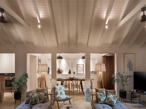 St. Barts Home 985744