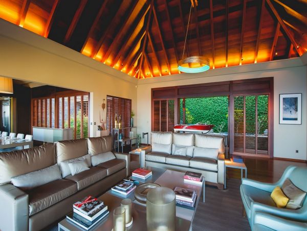 St. Barts Home 985745