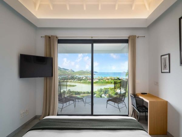 St. Barts Home 985746