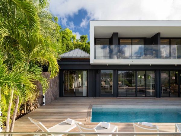 St. Barts Home 985746