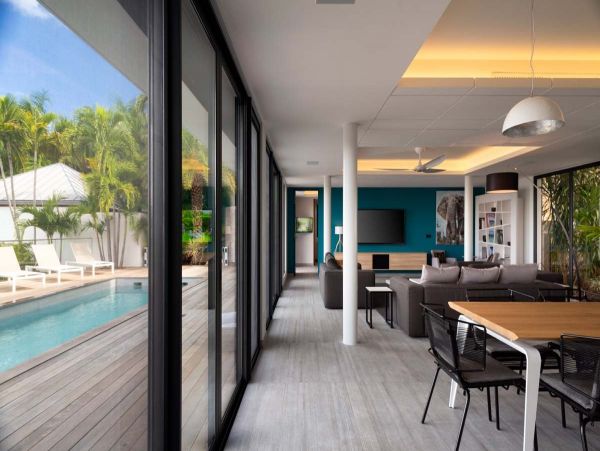St. Barts Home 985746