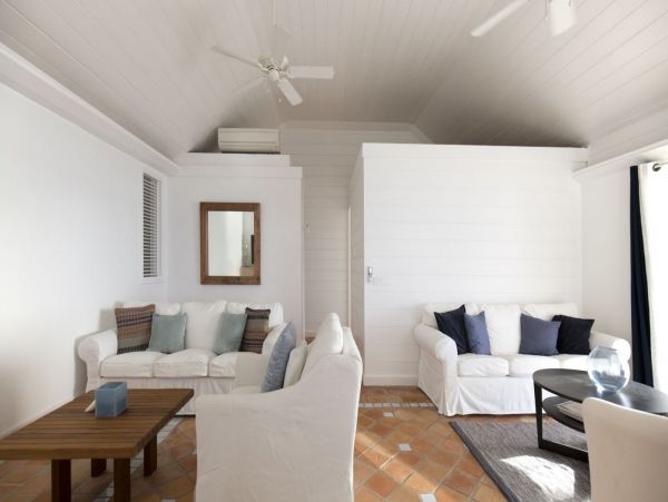 St. Barts Home 985747