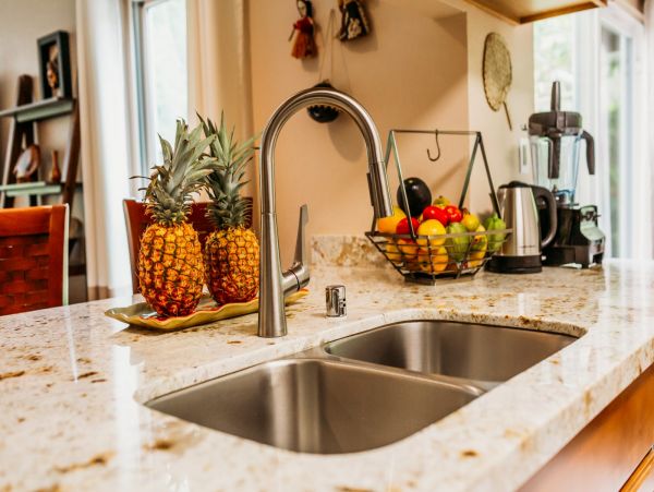 Walk to Beach Four Bedroom Vacation Home in Kihei