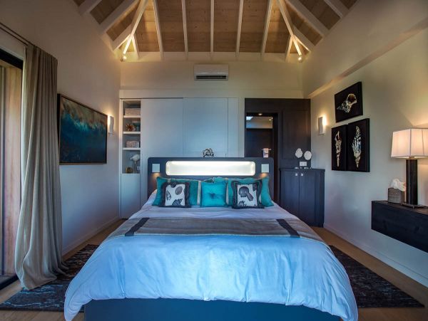 St. Barts Home 985749