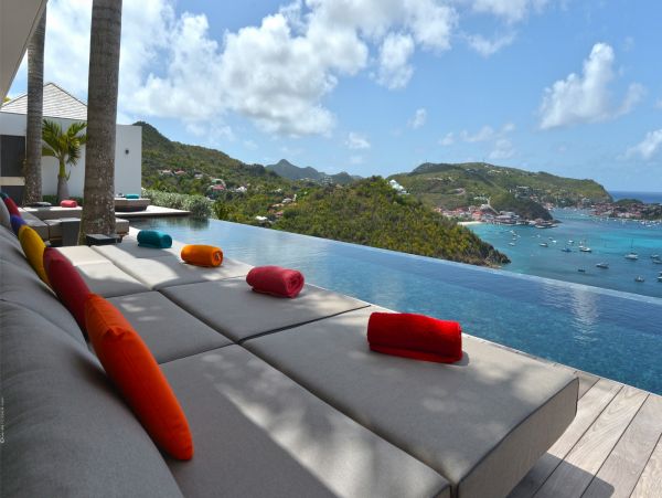 St. Barts Home 985751