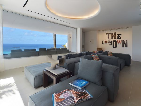 St. Barts Home 985751