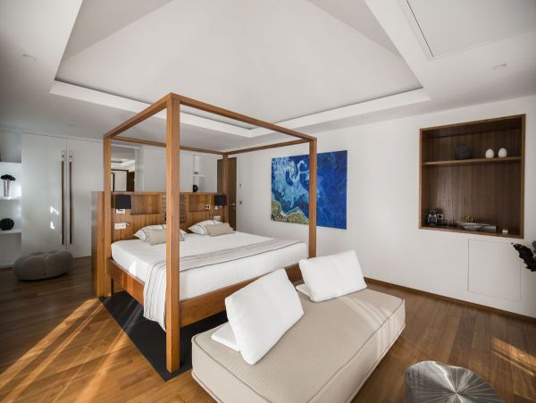 St. Barts Home 985752