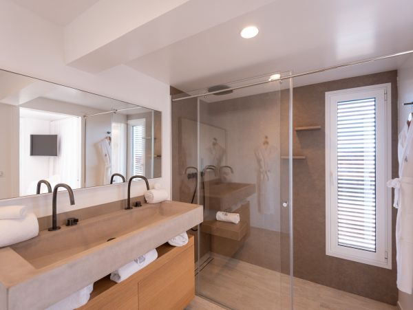 St. Barts Home 985753